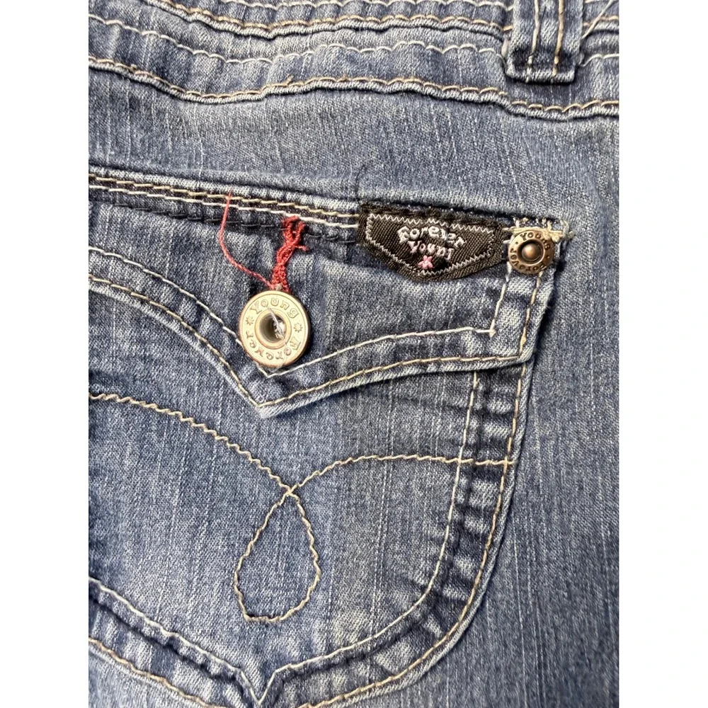 Forever Young Womens Straight Leg Jeans Blue Medium Wash Size 9 Low Rise Stretch
